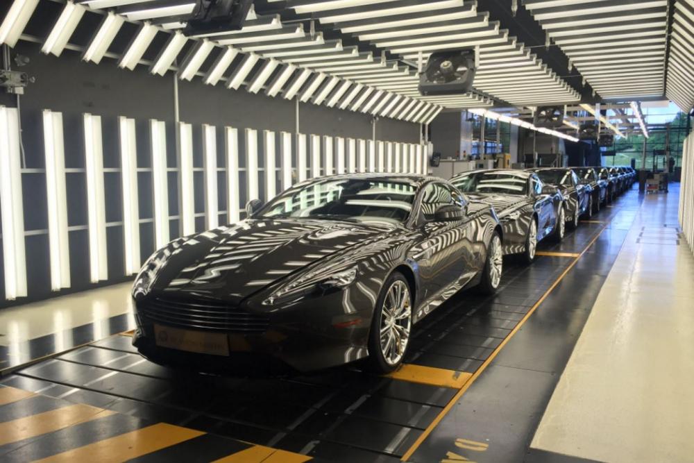 Image principale de l'actu: Les neuf derniees db9 sont sorties de l usine aston martin 