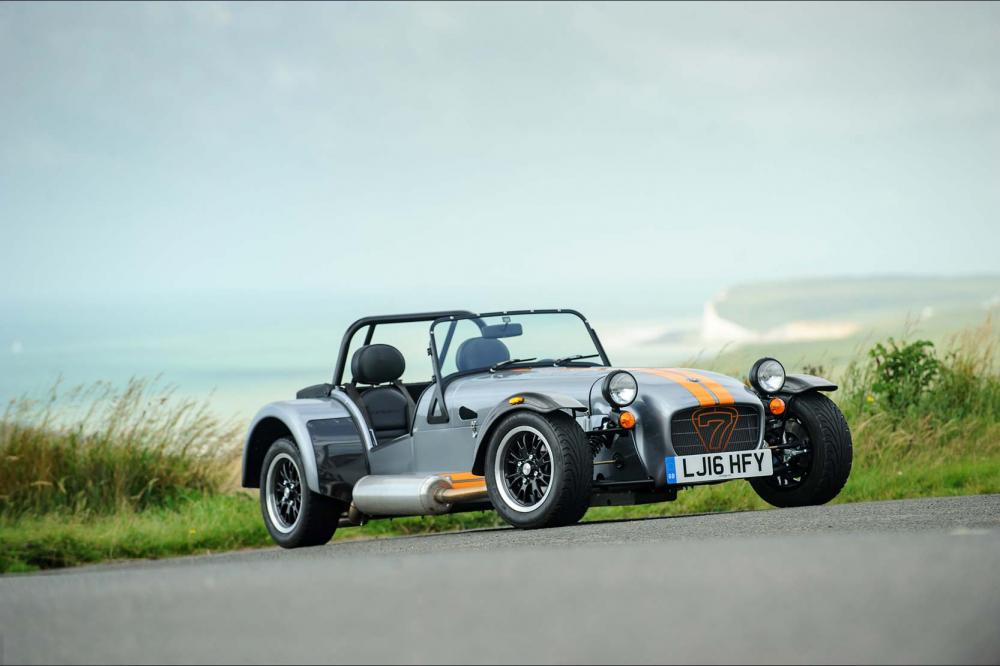 Image principale de l'actu: Caterham seven 355 le chainon manquant 