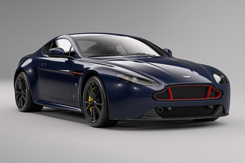 Image principale de l'actu: Aston martin vantage red bull racing la serie limitee pour les v8 et v12 s 