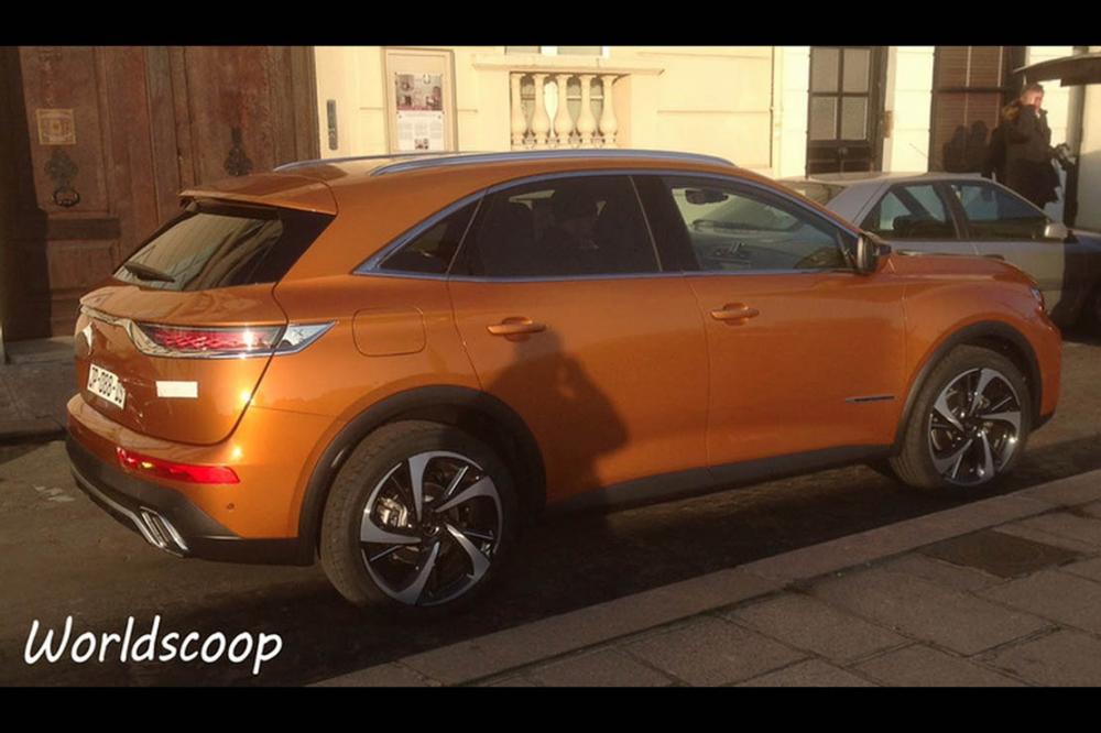 Image principale de l'actu: DS 7 crossback : il nous montre désormais sa poupe