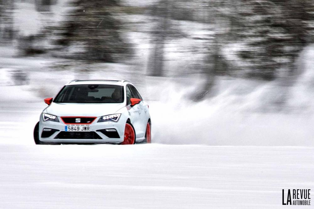 Image principale de l'actu: Essai SEAT 4Drive : du flamenco sur glace en LEON CUPRA et Ateca