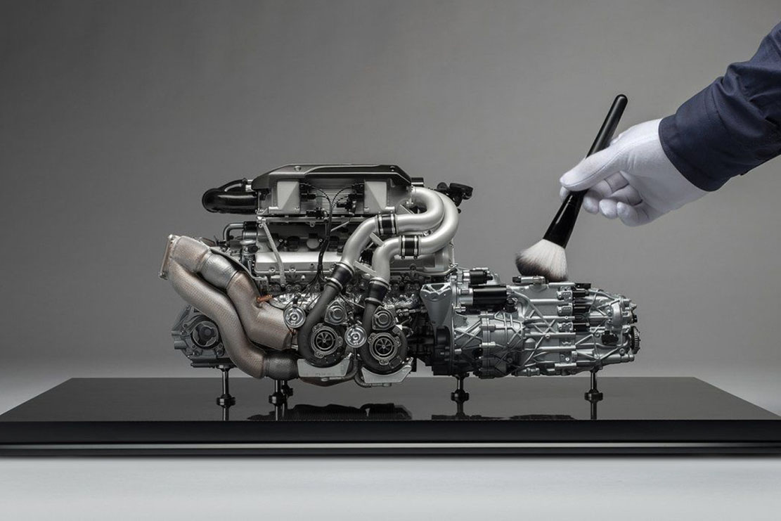 Image principale de l'actu: Une replique du moteur de la bugatti chiron au prix de 7 950 euros 