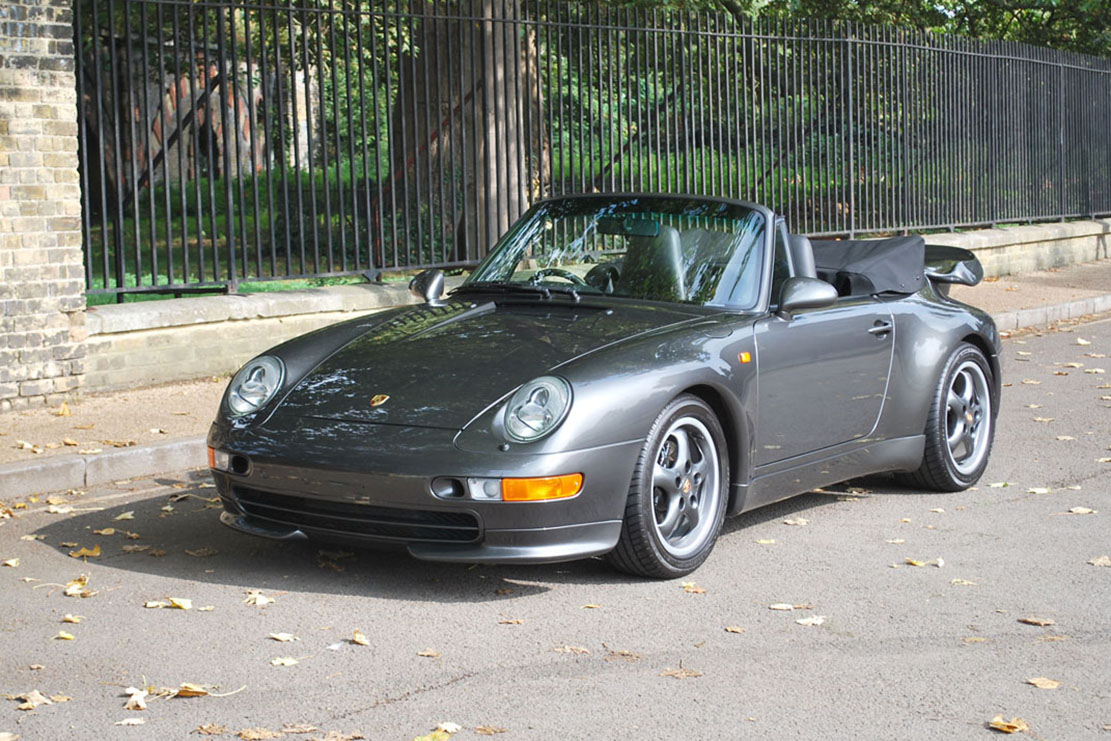 Image principale de l'actu: Une porsche 993 turbo cabriolet unique aux encheres 