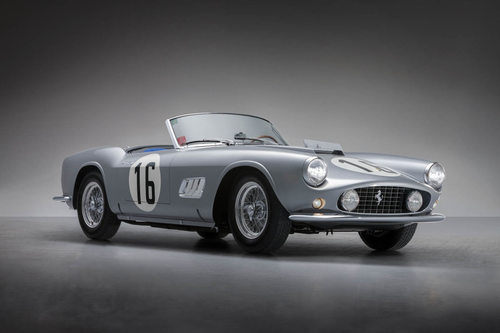 Image principale de l'actu: Une rare ferrari 250 gt california vendue 17 99 millions de dollars 