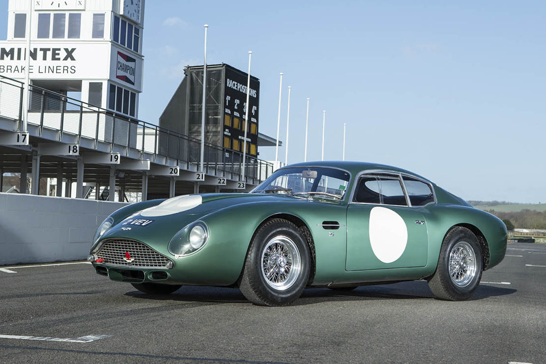 Image principale de l'actu: Une aston martin db4 gt zagato vise un record aux encheres 