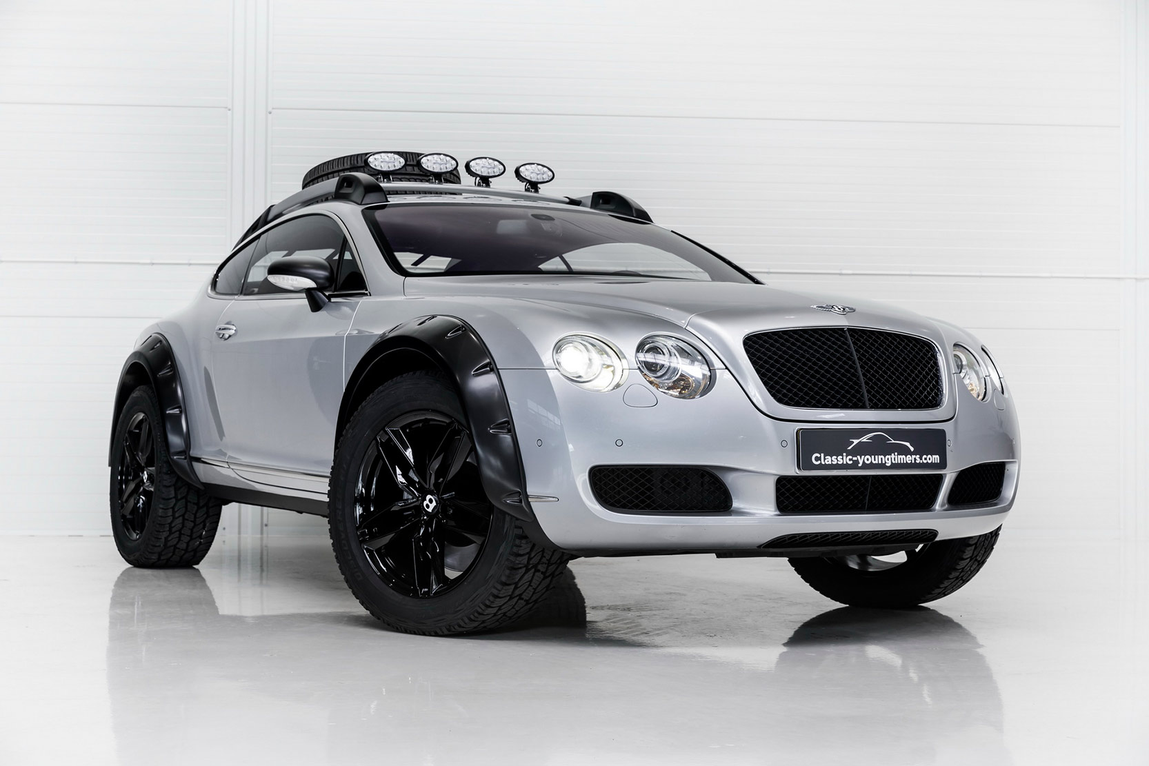 Image principale de l'actu: Une bentley continental gt dediee au off road 