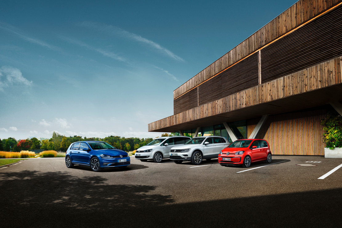 Image principale de l'actu: Volkswagen lance la série Spéciale Connect sur Sharan, Golf et Up!