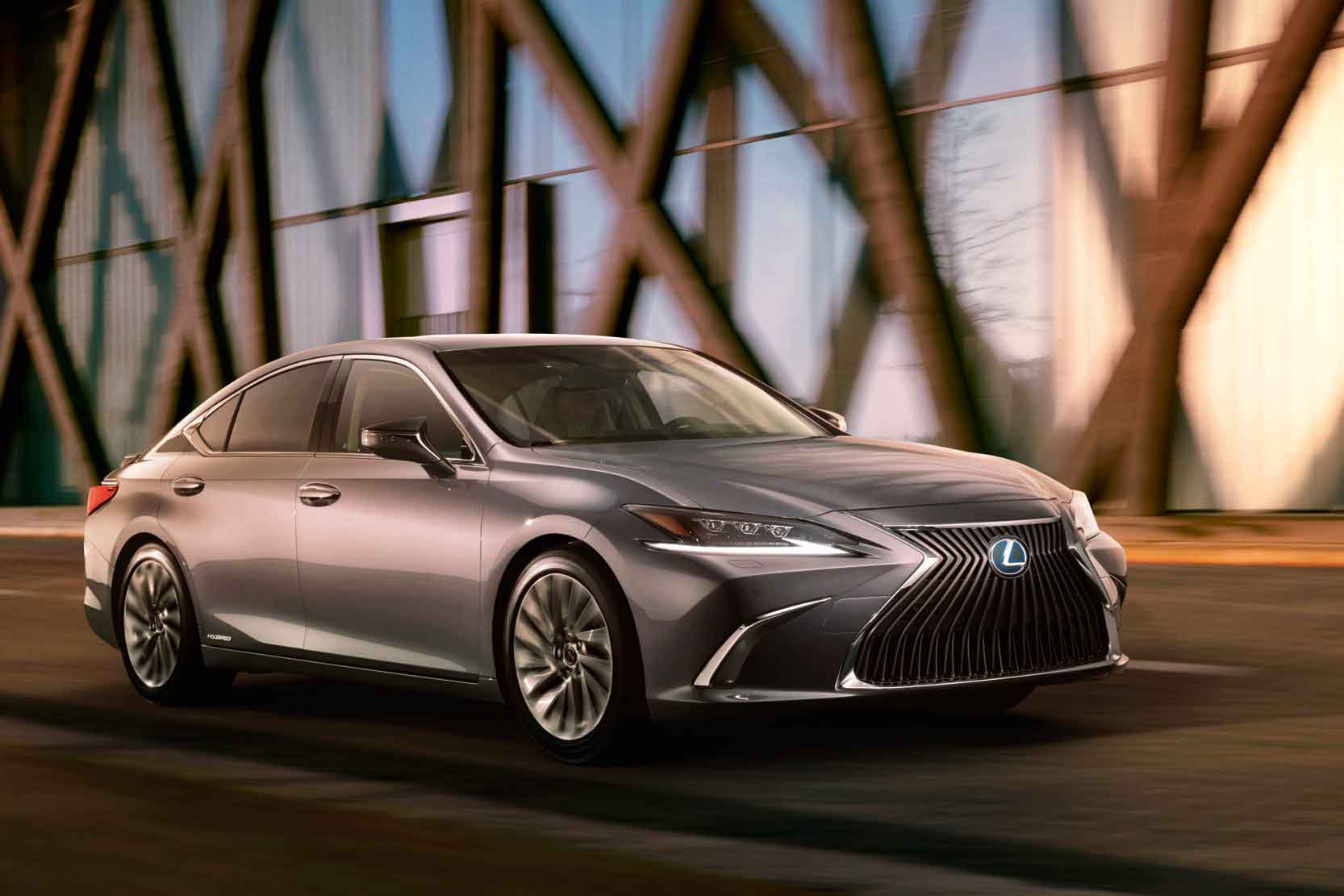 Image principale de l'actu: Lexus es la seduction pour partir a la conquete 