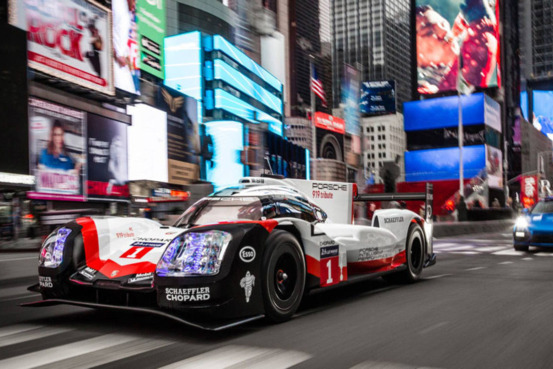 Image principale de l'actu: Porsche 919 hybrid elle visite les rues de new york 