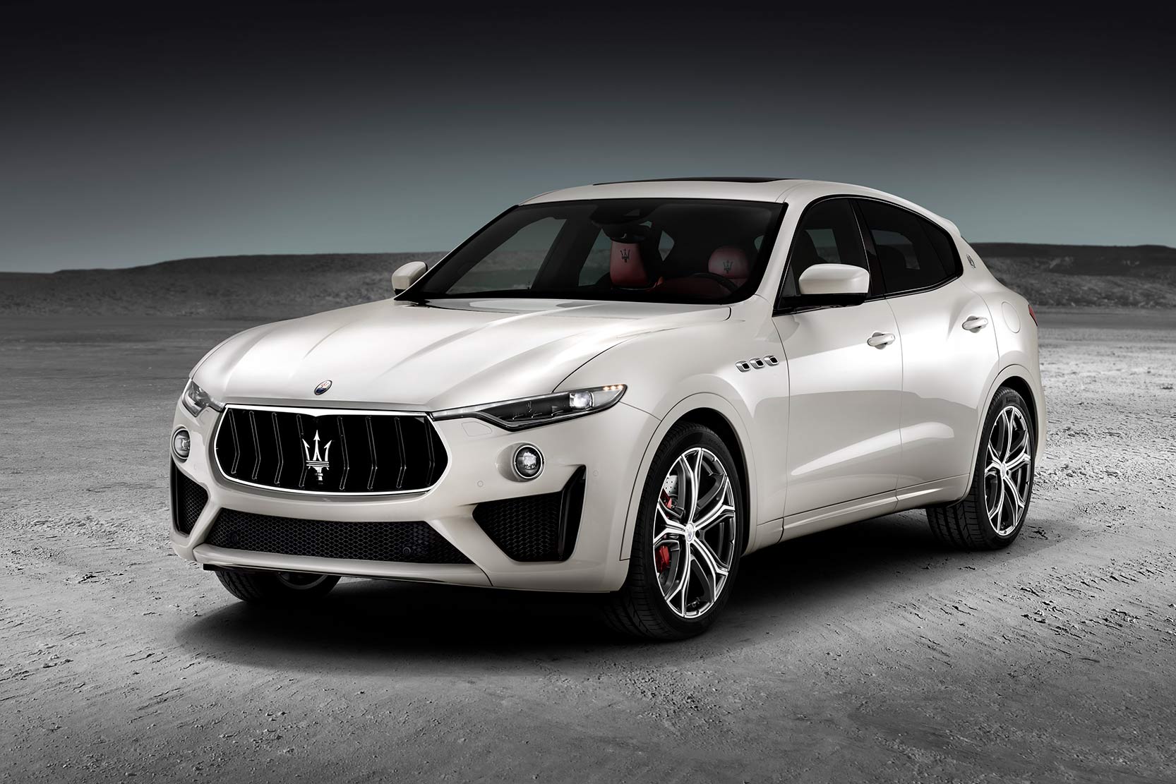 Image principale de l'actu: Maserati levante gts avec un v8 ferrari 