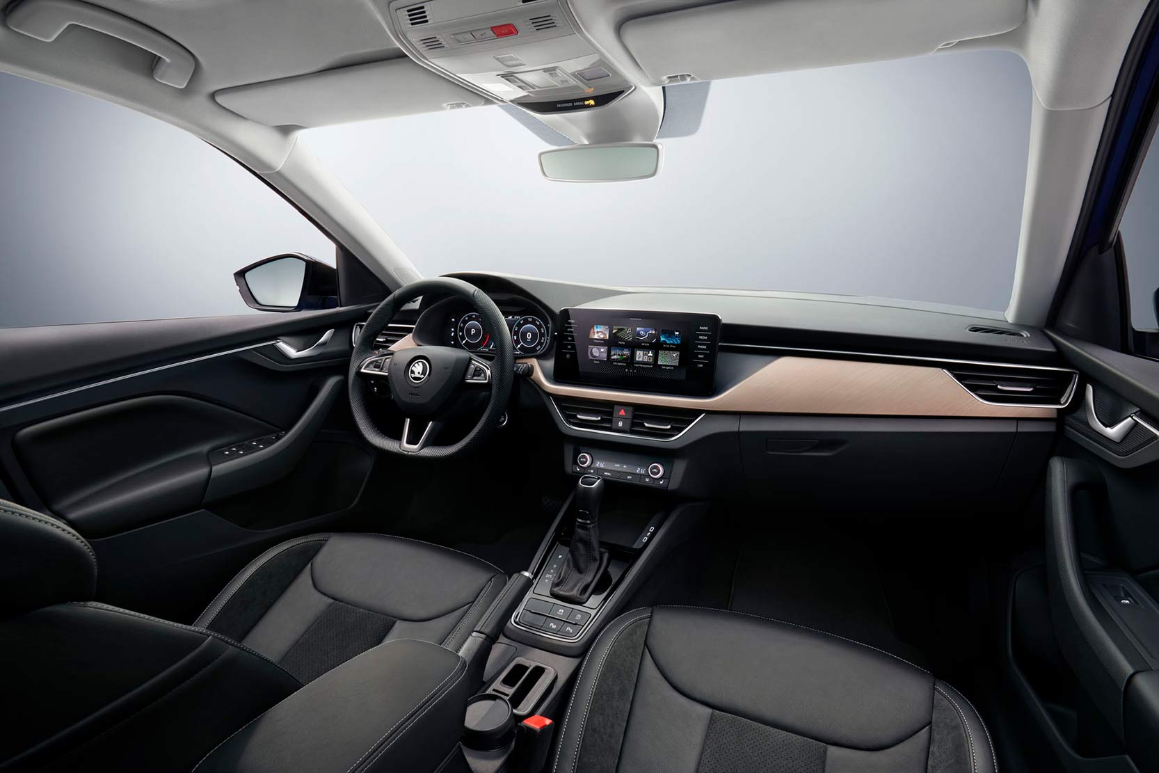 Image principale de l'actu: La Skoda Scala dévoile son intérieur