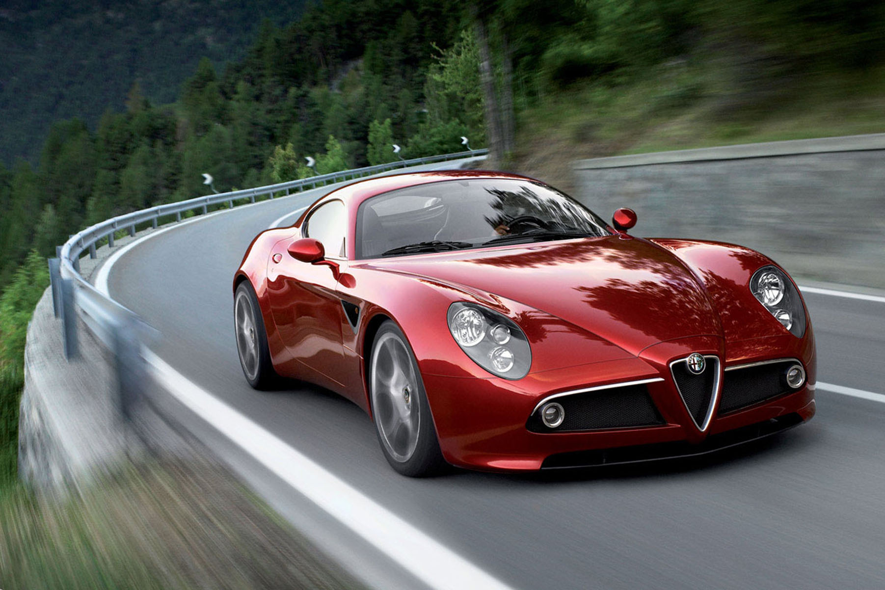 Image principale de l'actu: Alfa romeo 8c che bella