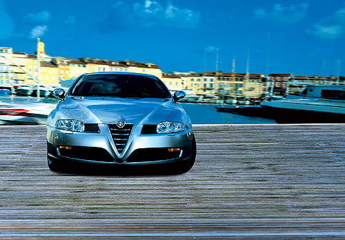 Exterieur_Alfa-Romeo-GT-Coupe_10