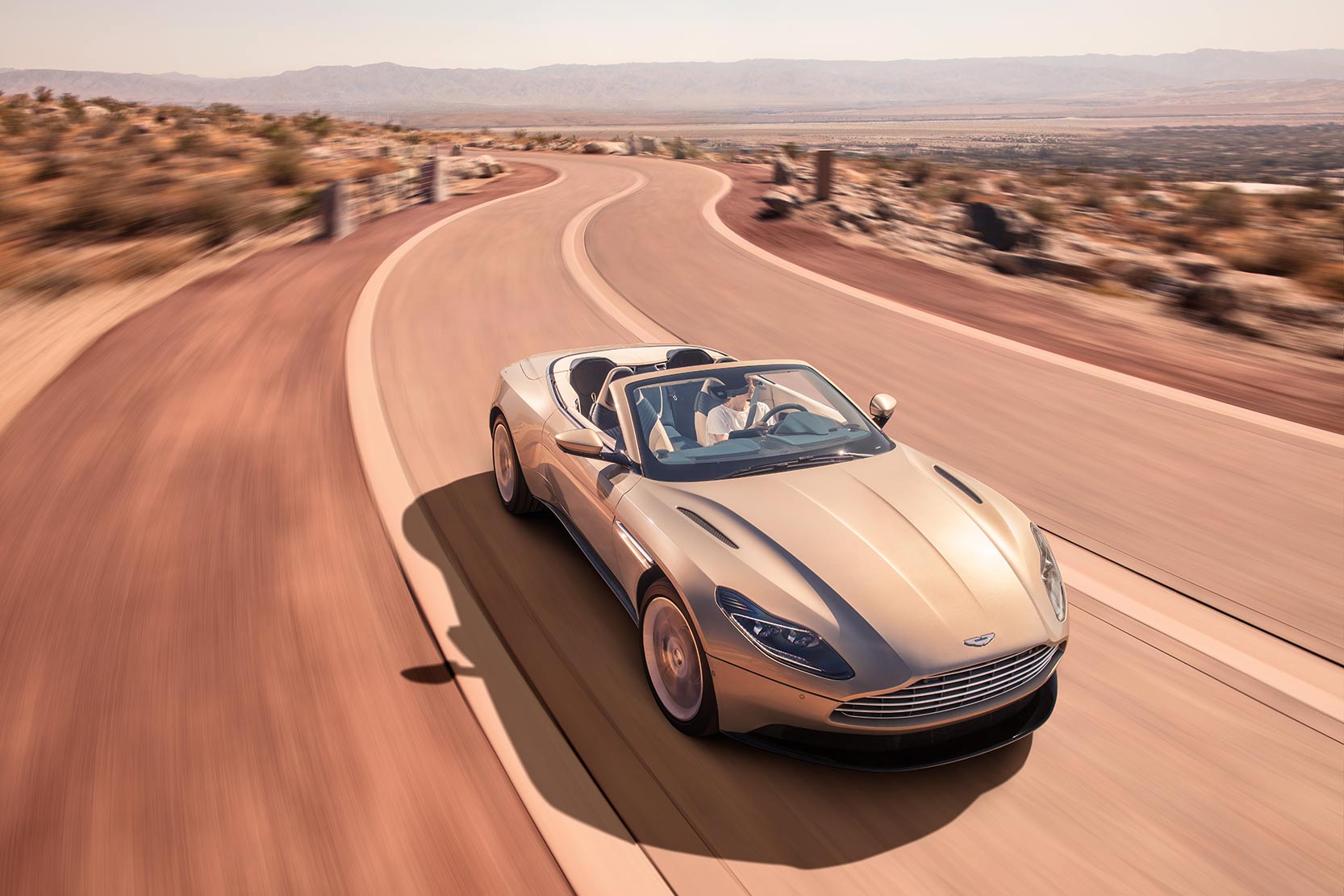 Image principale de l'actu: Aston martin db11 volante pure beaute 