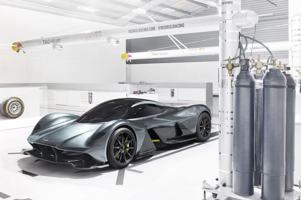 Image principale de l'actu: Aston martin am rb 001 un v12 cosworth 