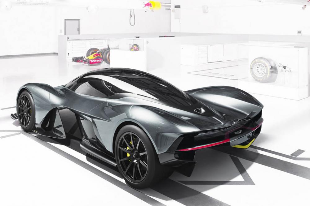 Image principale de l'actu: Aston martin pourrait tenter le record absolu du nurburgring avec sa valkyrie 