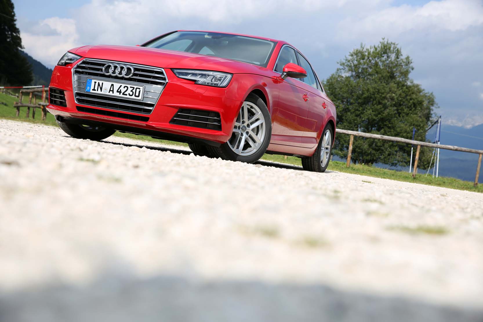 Image principale de l'actu: Essai Audi A4 b9 TDI 190 ultra et V6 TDI 272