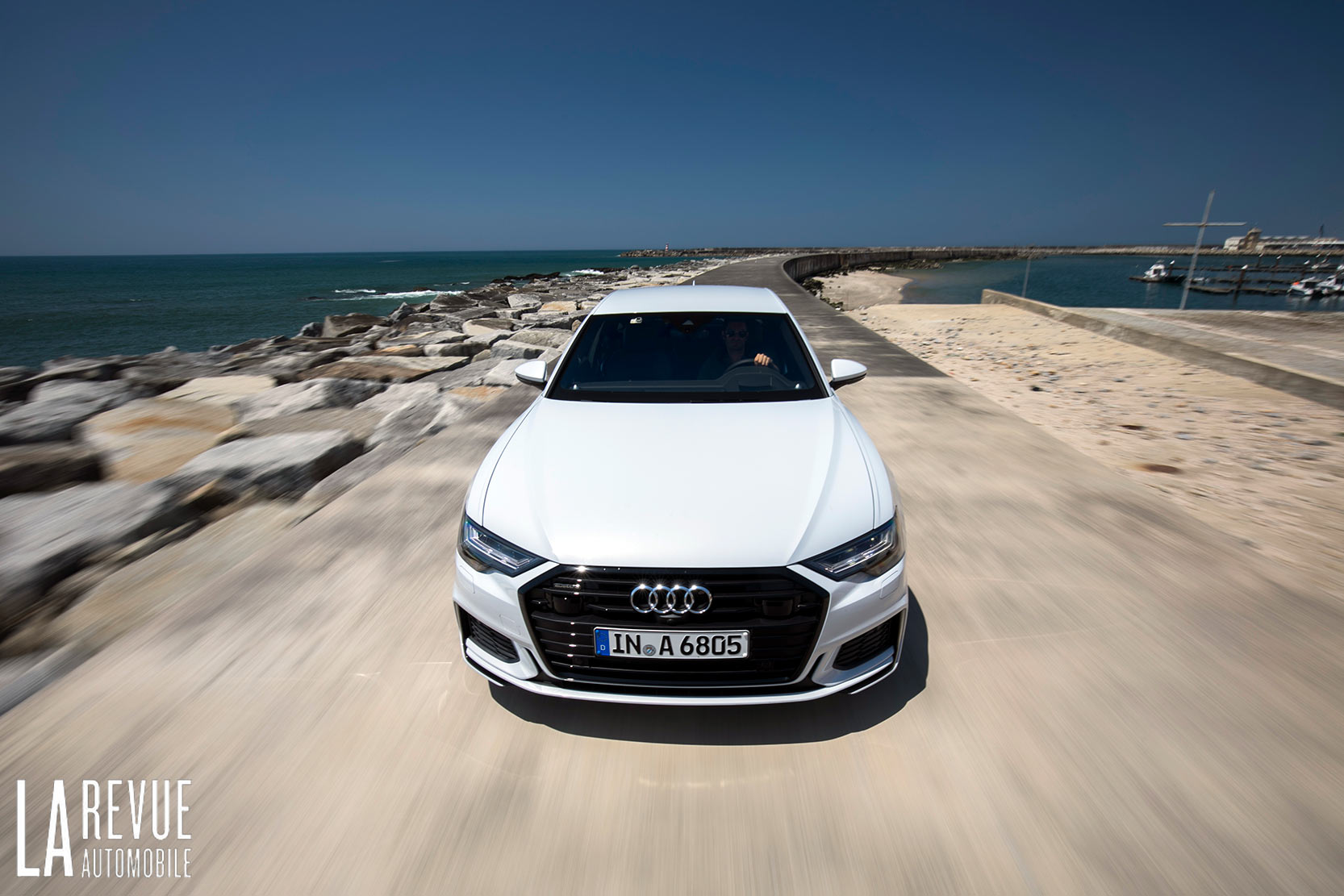 Lien vers l'atcualité Essai nouvelle Audi A6 : de la haute technologie