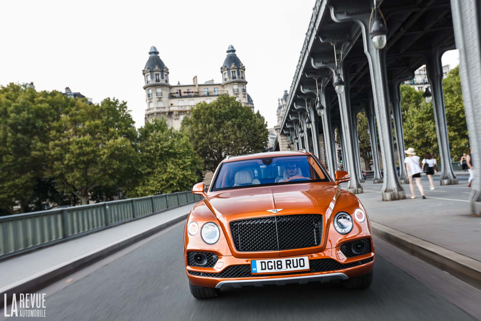 Image principale de l'actu: Essai Bentley Bentayga V8 : le grand 8 britannique