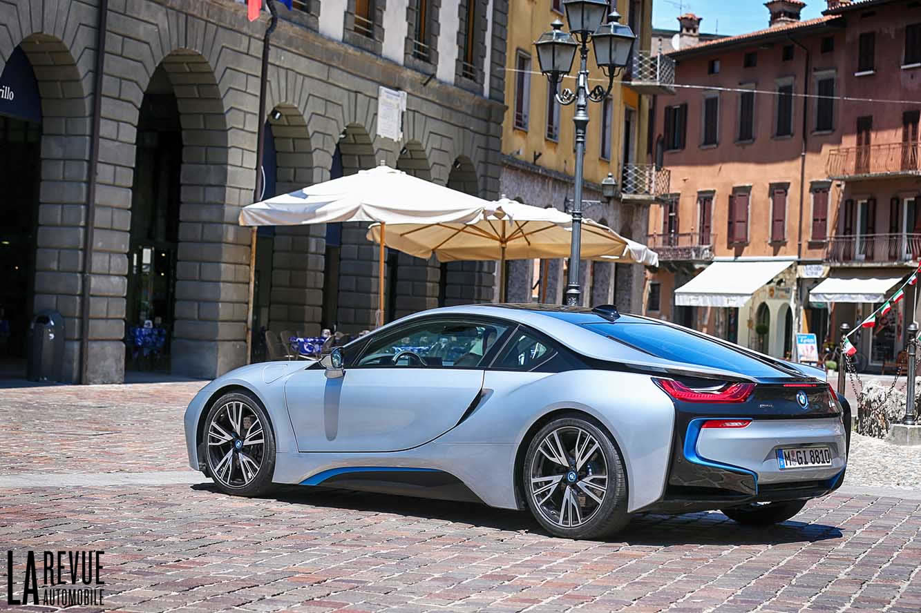 Exterieur_Bmw-i8-2014_35