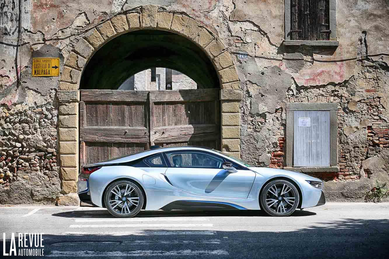 Exterieur_Bmw-i8-2014_24