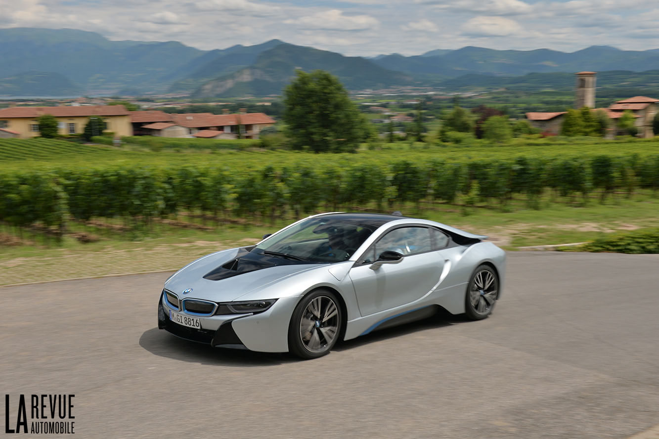 Exterieur_Bmw-i8-2014_39