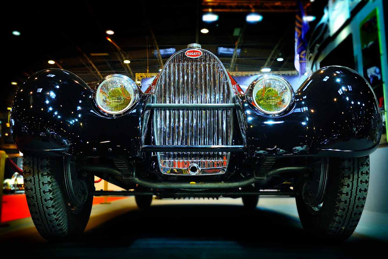Image principale de l'actu: La bugatti 57 superbe vitrine pour auto classique touraine 