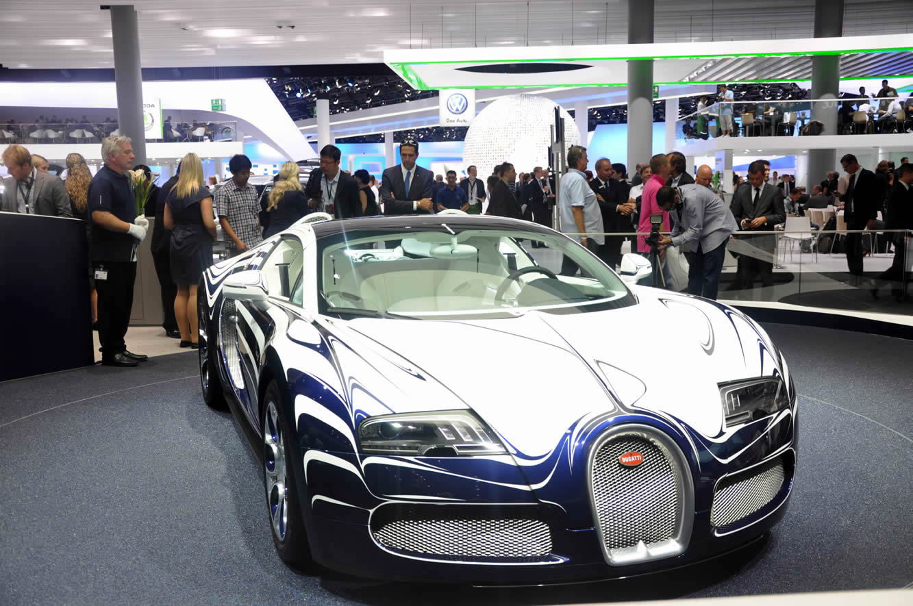 Image principale de l'actu: Nouvelles photos bugatti veyron or blanc 