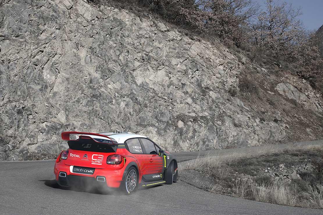 Image principale de l'actu: Kris Meeke et sa Citroen C3 WRC en reconnaissance du rallye de Monte Carlo