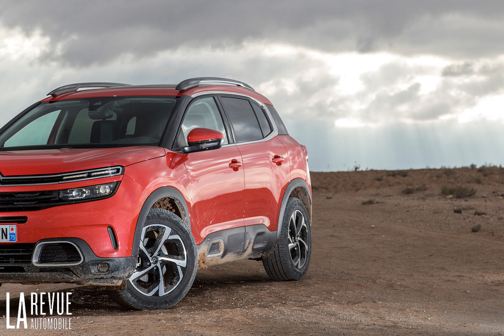 Image principale de l'actu: Essai Citroën C5 Aircross : une nouvelle approche du SUV