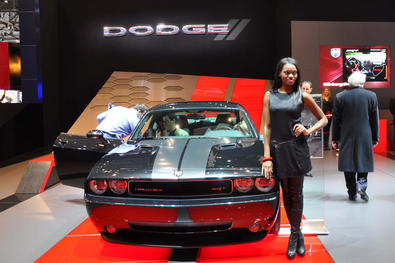 Image principale de l'actu: Galerie dodge challenger srt8 