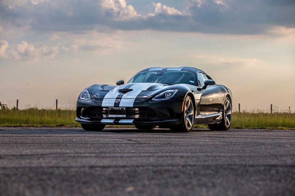 Image principale de l'actu: Hennessey pousse la dodge viper a 820 chevaux 