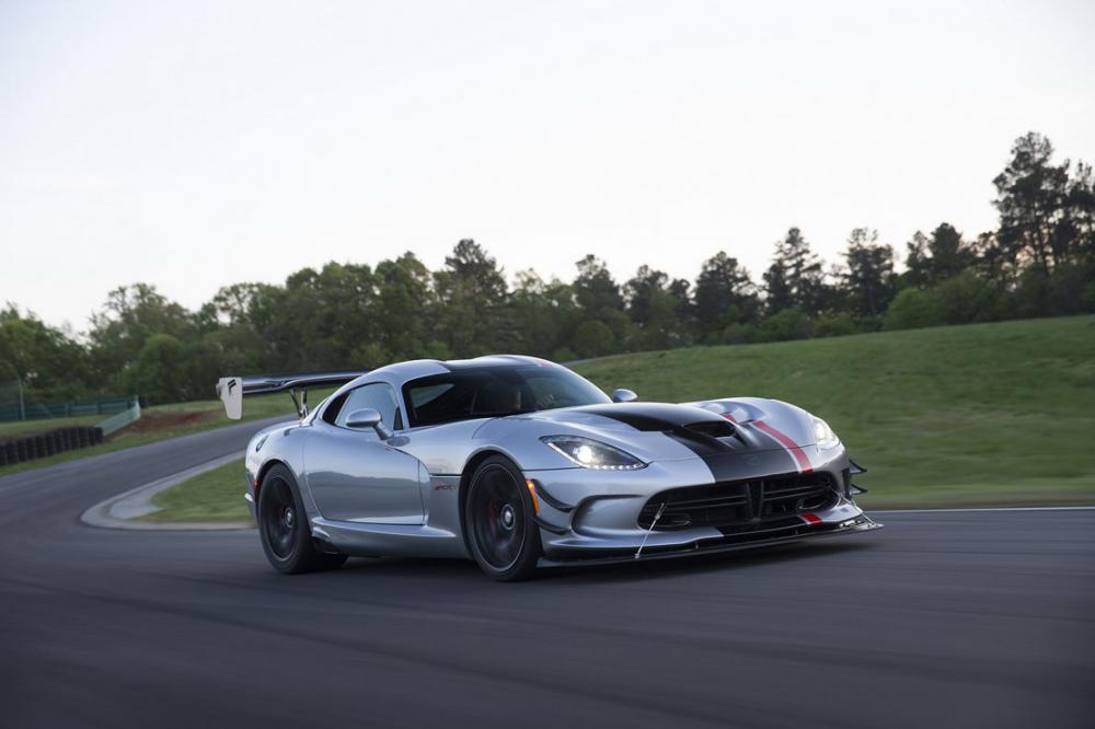 Image principale de l'actu: La dodge viper ne fera pas son retour en 2020 