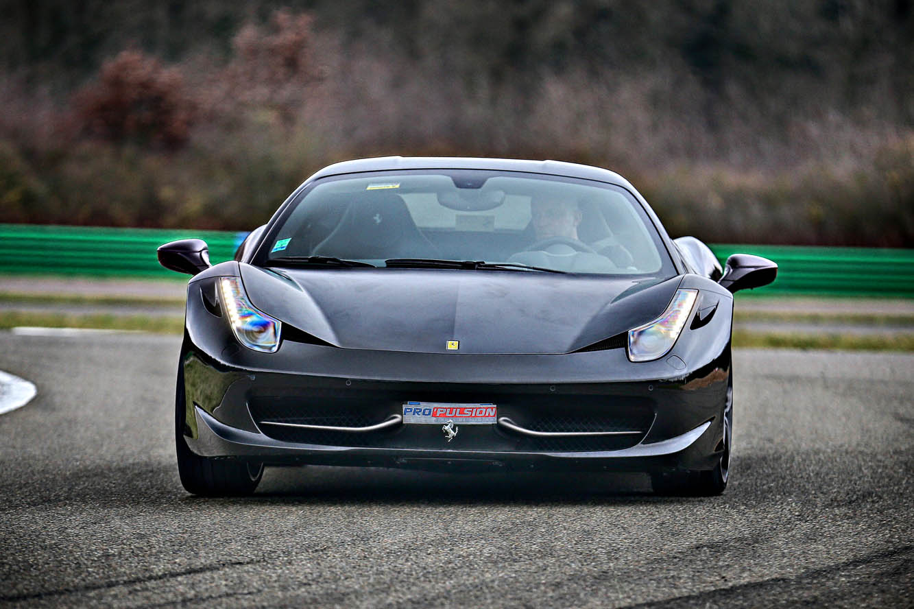 Image principale de l'actu: Essai Ferrari 458 Italia : tous les sens en émoi