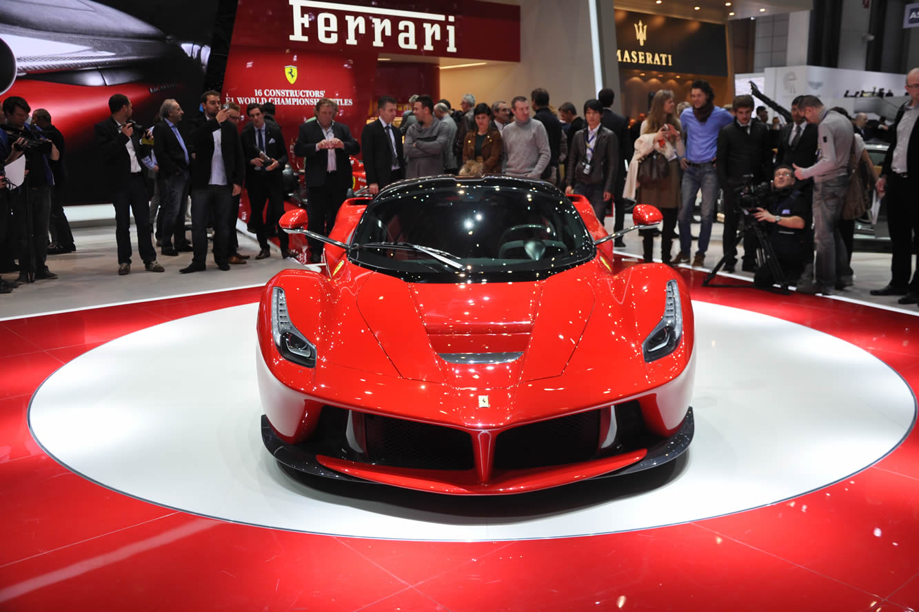 Image principale de l'actu: Vivez la presentation de laferrari en video 