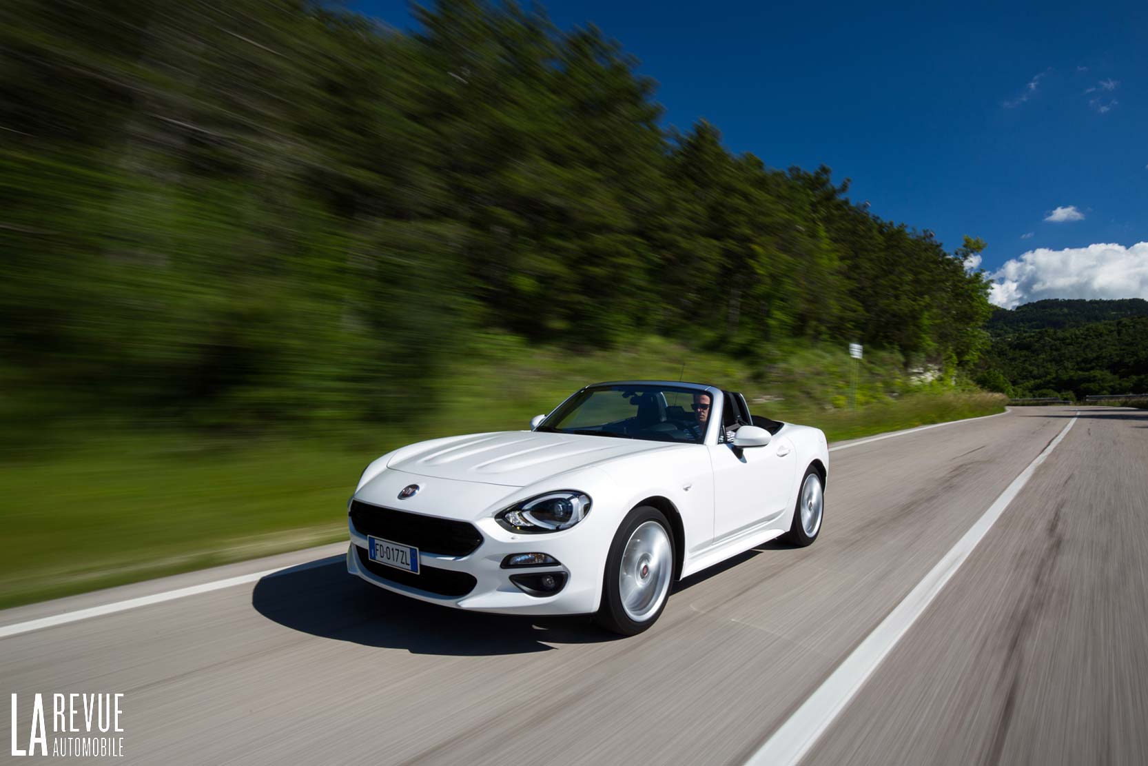 Image principale de l'actu: Fiat 124 spider une reduction de 5 000 euros avec vente privee 