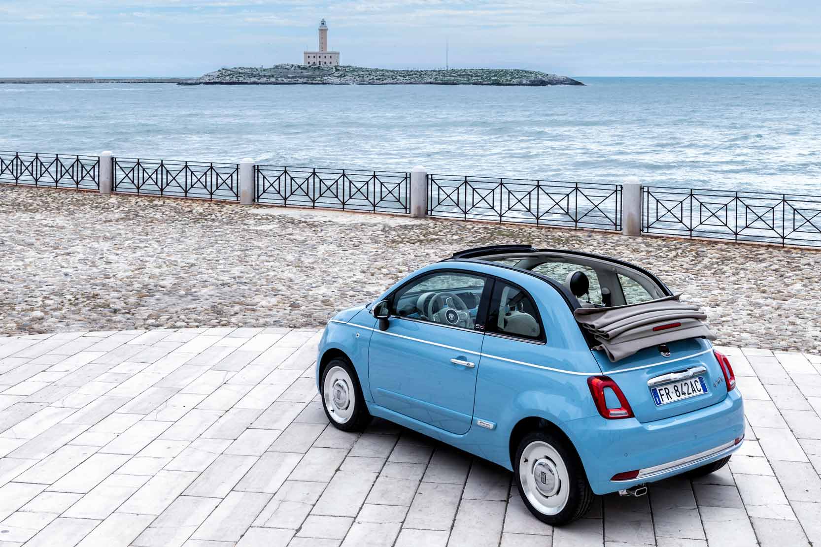 Image principale de l'actu: Fiat 500 spiaggina 58 un p tit yaourt a la plage 