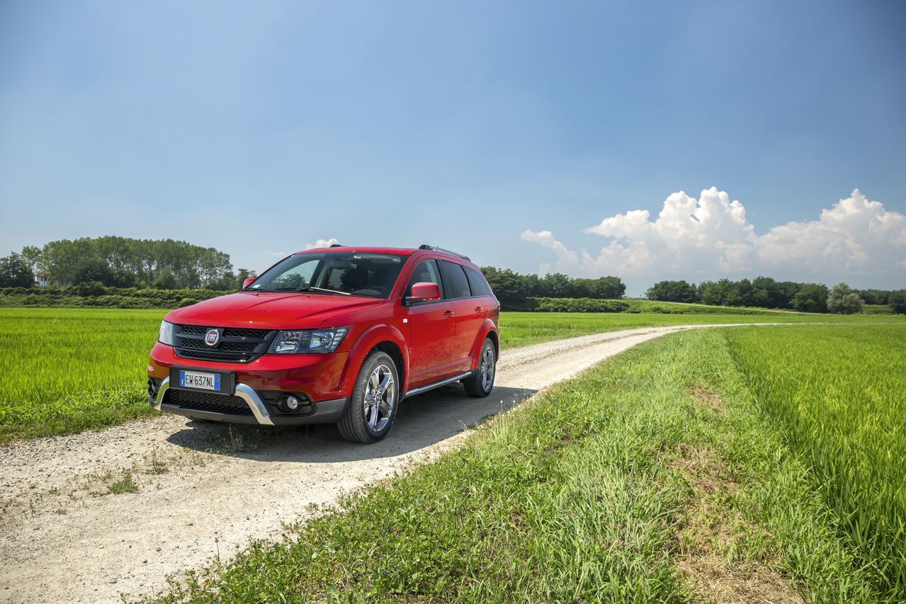 Image principale de l'actu: Fiat freemont cross un suv pour les loisirs 