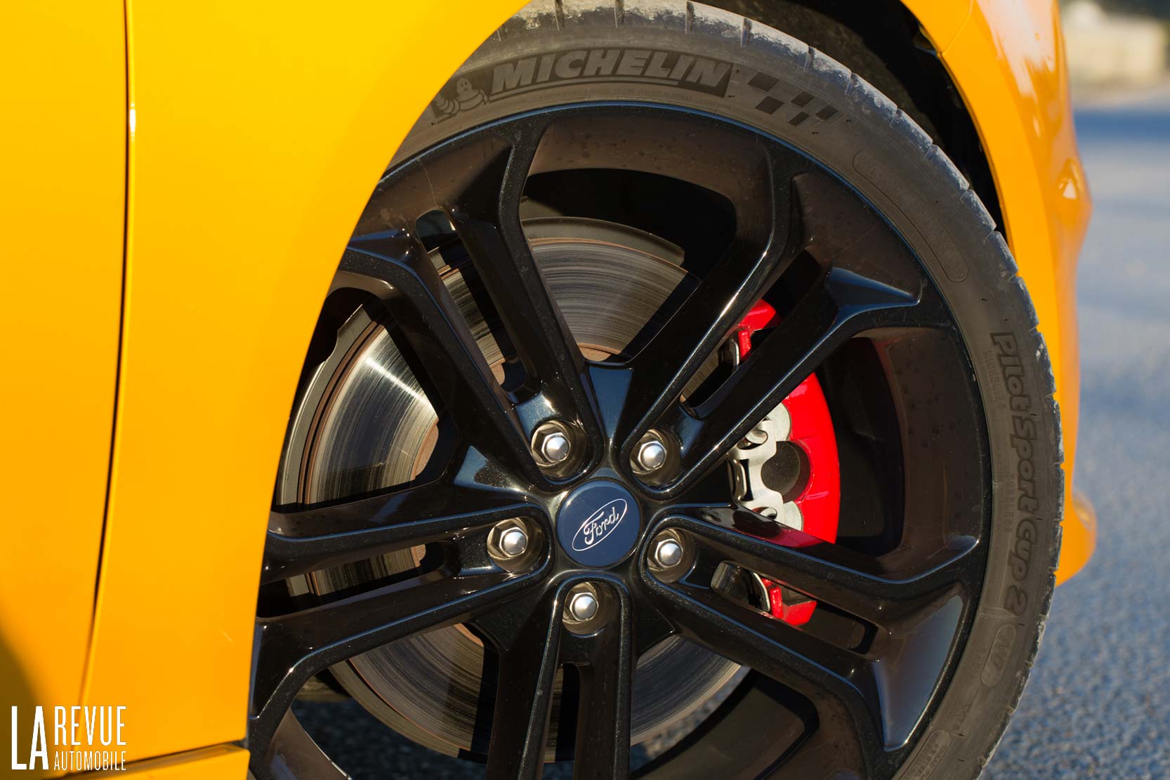 Exterieur_Ford-Focus-ST_25