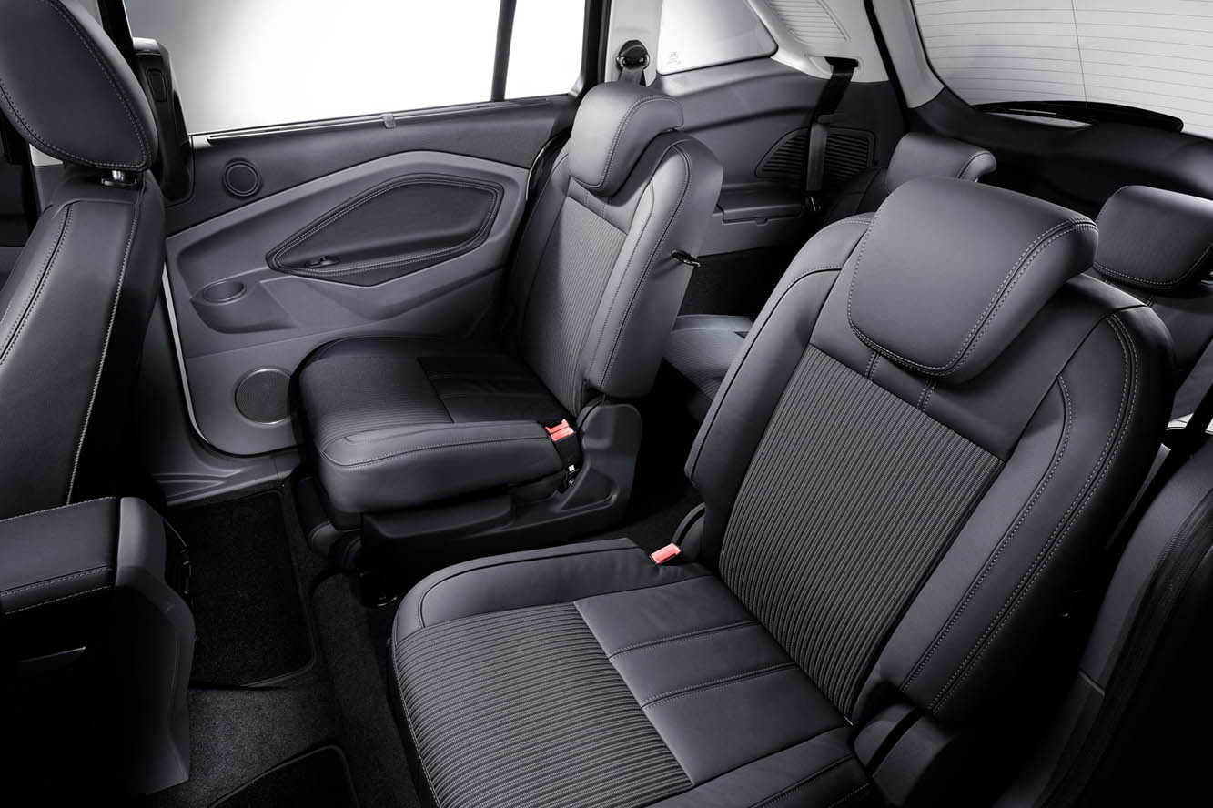 Www Larevueautomobile Com Images Articles Ford Grand C Max Interieur Ford Grand C Max 504 Jpg