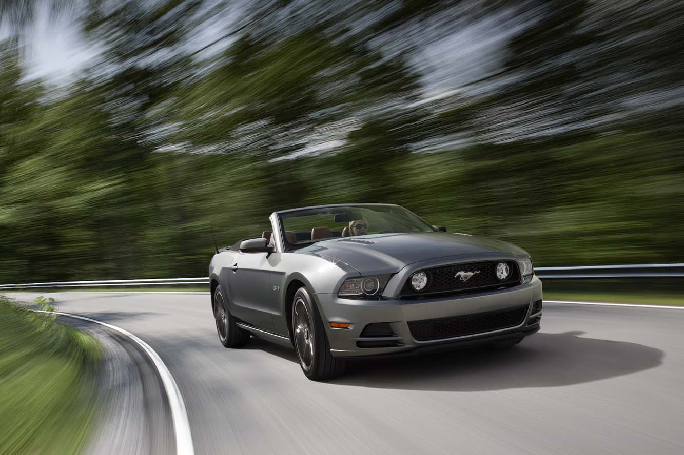 Image principale de l'actu: Album ford mustang gt 