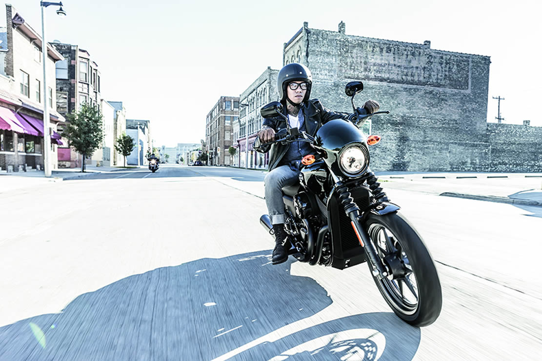 Image principale de l'actu: Une harley davidson a moins de 8 000 c est pour cet ete 