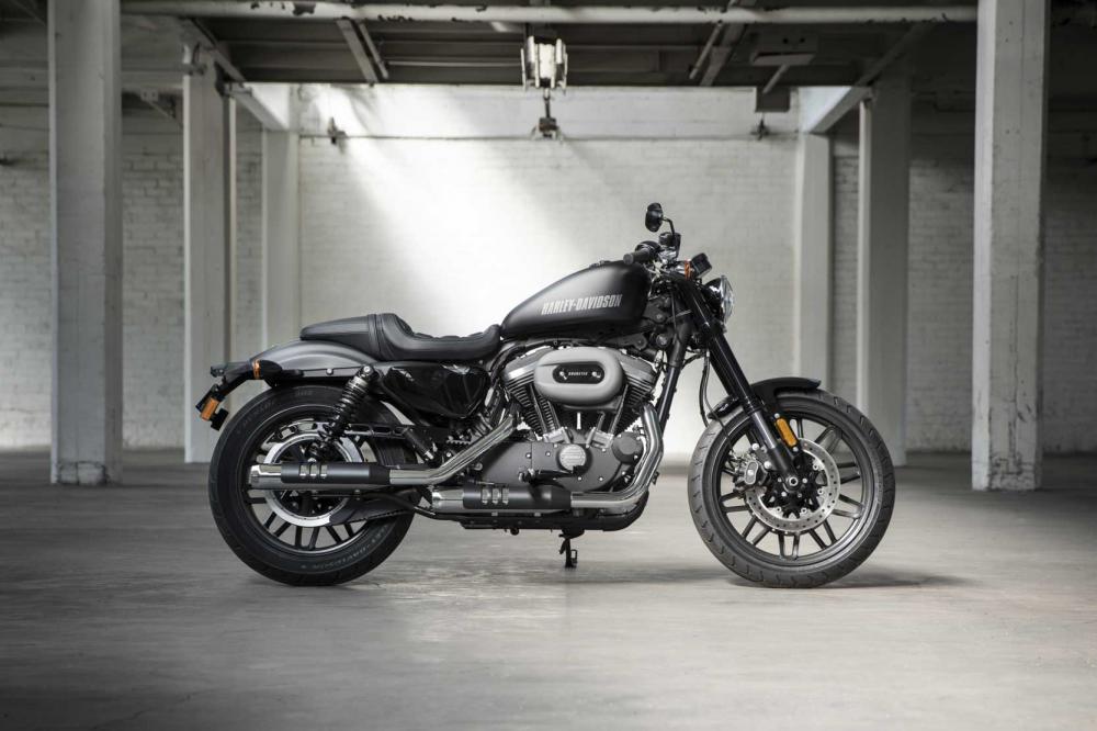 Image principale de l'actu: Harley davidson roadster le sportster qui ne garde que l essentiel 