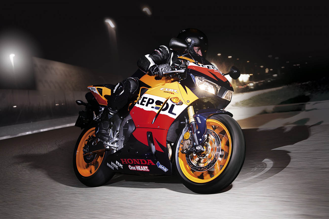 Image principale de l'actu: Honda cbr 600rr 2013 pour le motogp 