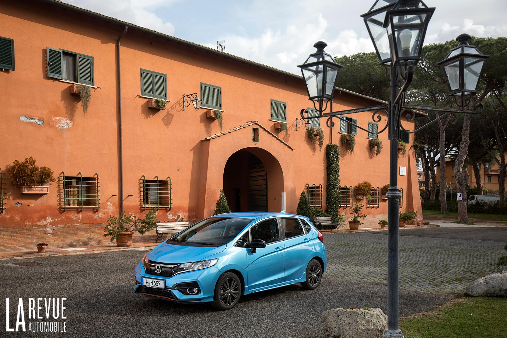 Image principale de l'actu: Essai Honda Jazz i-vtec 130 : du nerf que diable