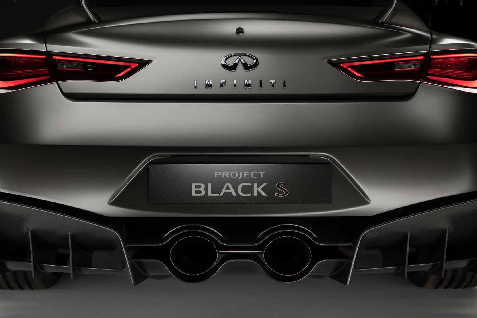 Exterieur_Infiniti-Project-Black-S_14