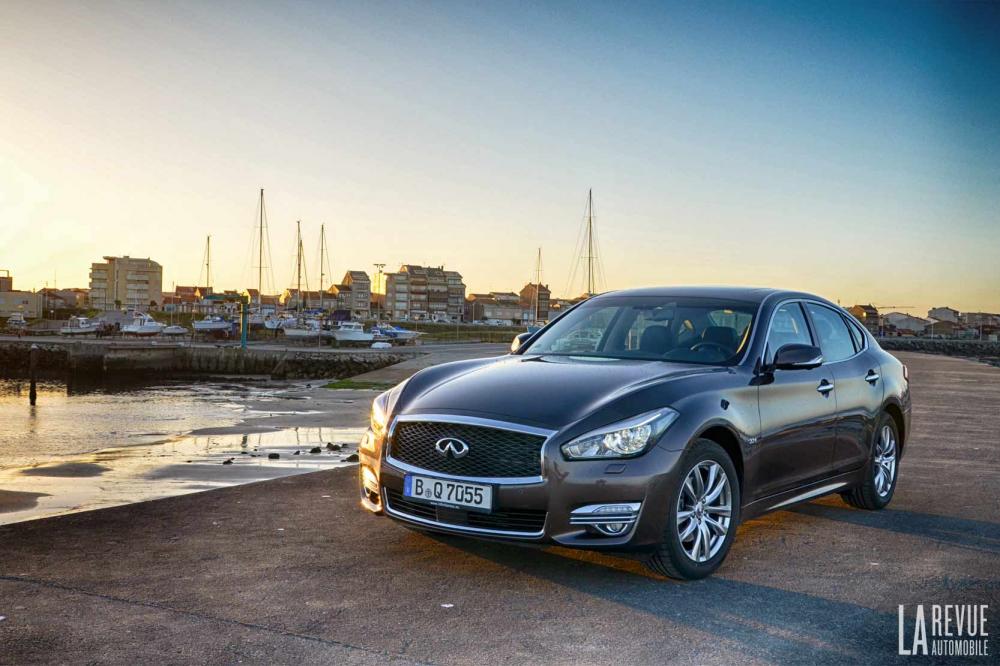 Image principale de l'actu: Essai Infiniti Q70 2.2d : une berline tout en rondeur