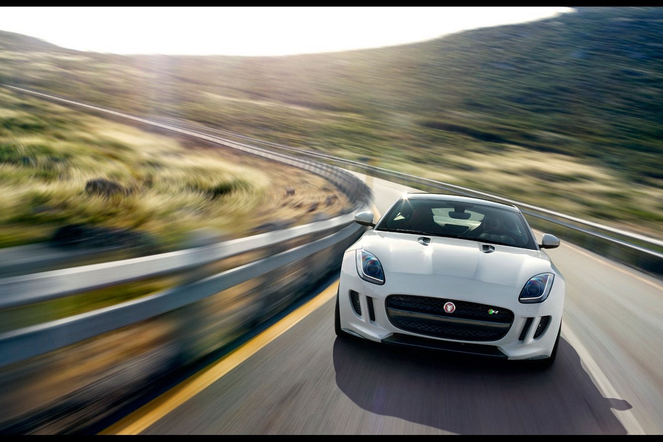 Image principale de l'actu: Jaguar f type une version targa dans les cartons 