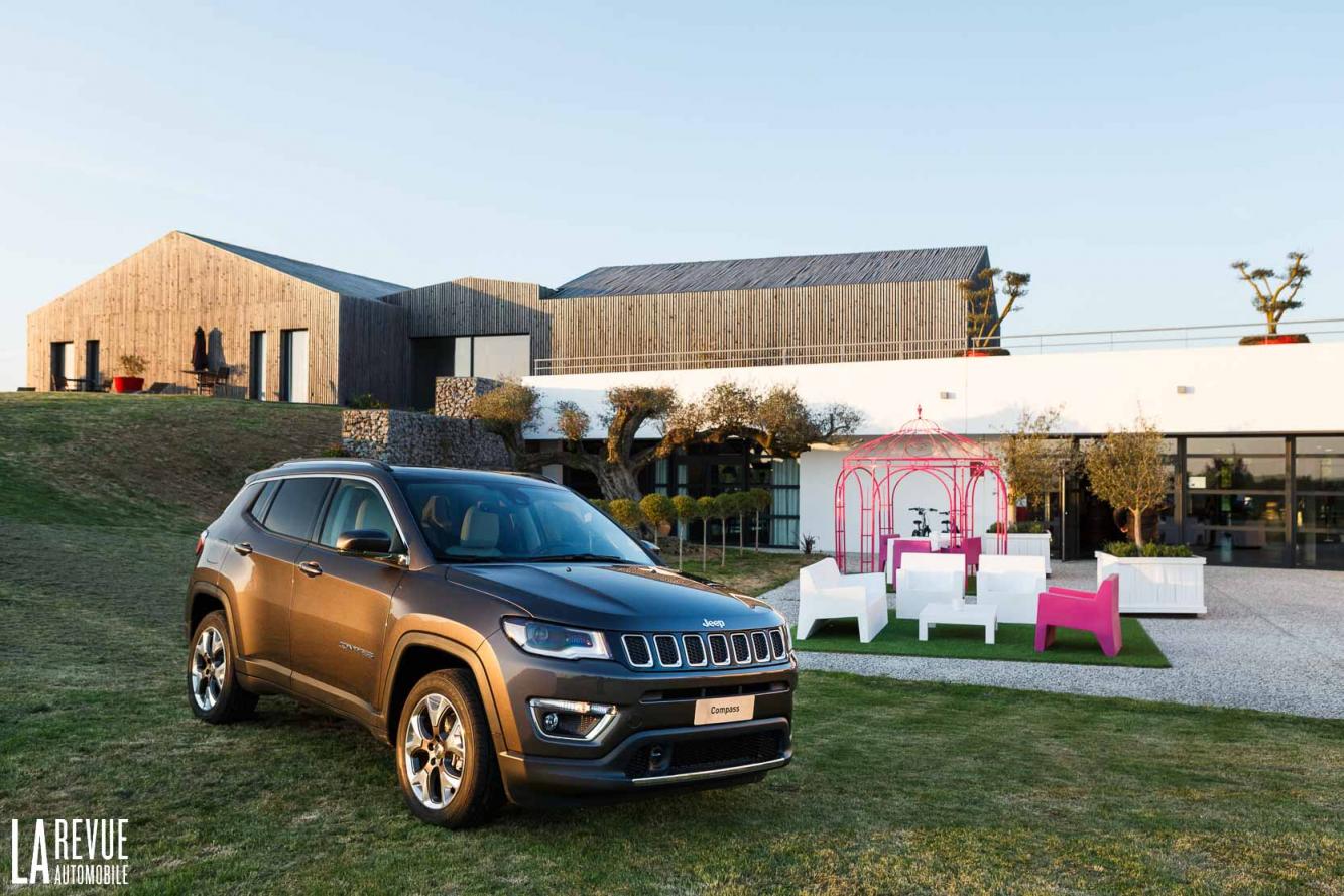 Image principale de l'actu: Jeep compass opening edition pour juillet 