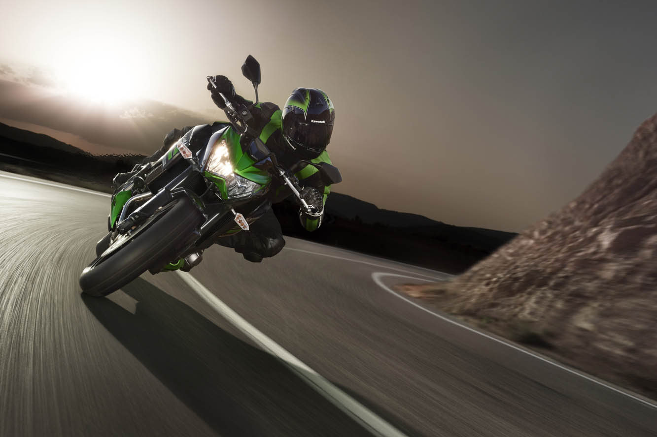 Image principale de l'actu: Une nouvelle supernaked kawasaki z800 